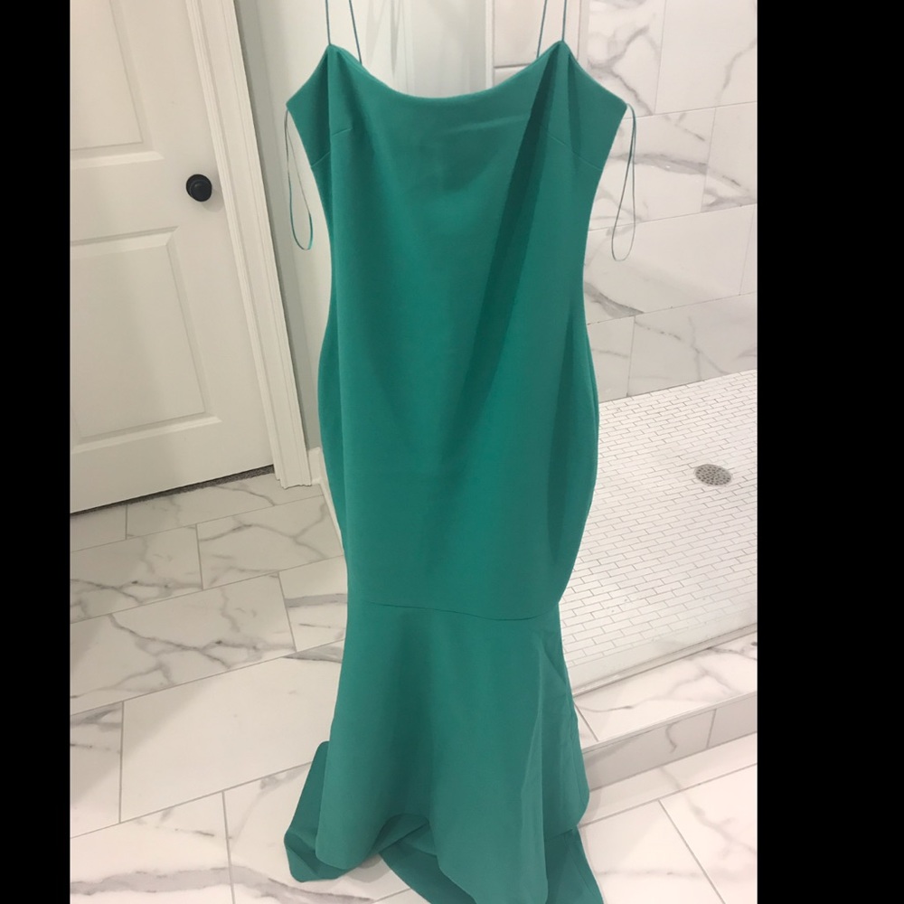 LIKELY Gown